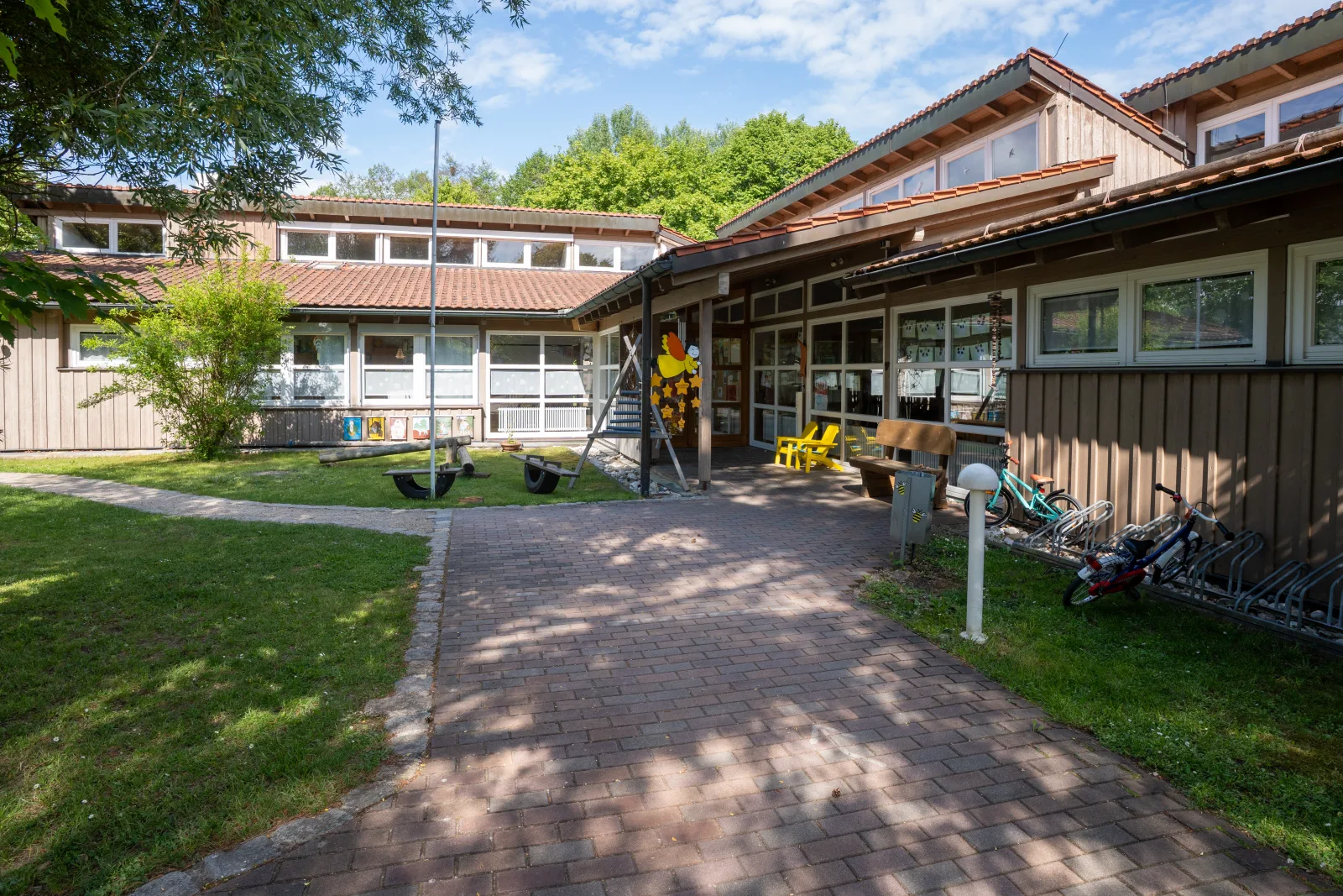 Außenansicht des katholischen Schutzengelkindergartens Beilngries